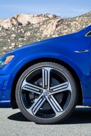 2015-vw-golf-r-39-600-001