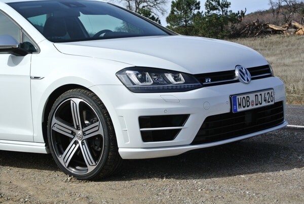 2015-vw-golf-r-6-600-001