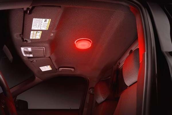 2016-ford-police-interceptor-utility-dome-light-detail1-600-001