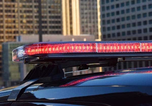 2016-ford-police-interceptor-utility-light-bar-detail1-600-001