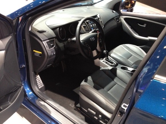 2016-hyundai-elantra-gt-3-580-600-001
