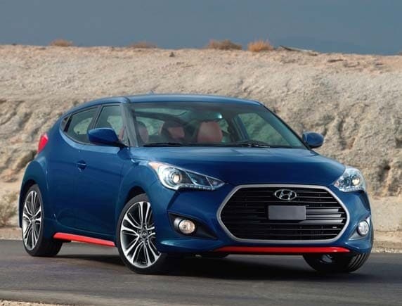 2016-veloster-turbo-r-spec-front-static1-600-001