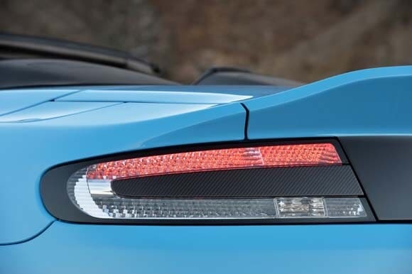 22-am-v12-vantage-s-roadster-blue-600-001