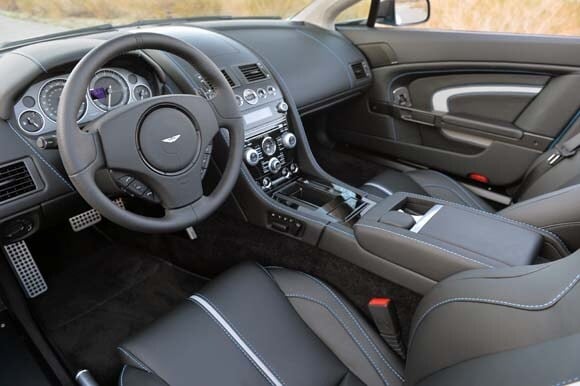 31-am-v12-vantage-s-roadster-blue-600-001