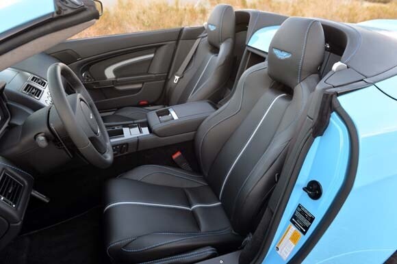 34-am-v12-vantage-s-roadster-blue-600-001