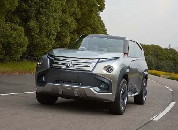 mitsubishi-concept-gc-phev-front-action1-600-001