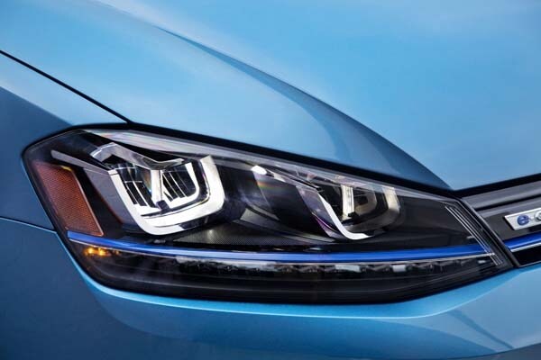 2015-volkswagen-e-golf-6-600-001