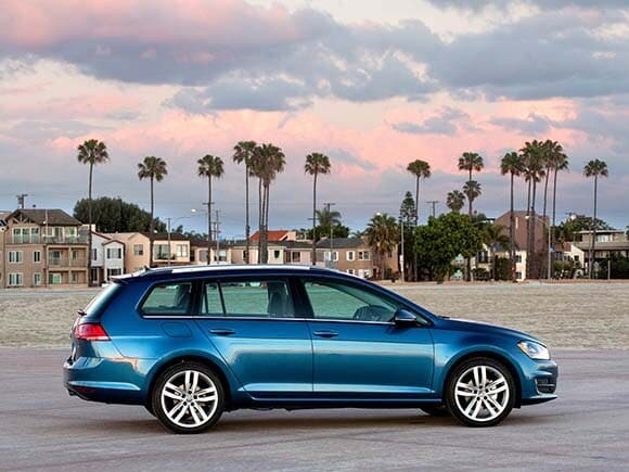 2015-volkswagen-golf-sportwagon-exterior-04-600-001