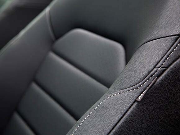 2015-volkswagen-golf-sportwagon-interior-03-600-001
