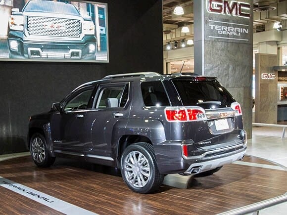 2016-gmc-terrain-01-600-001