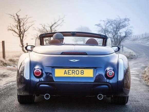 2016-morgan-aero-8-tail-on-static-600-001