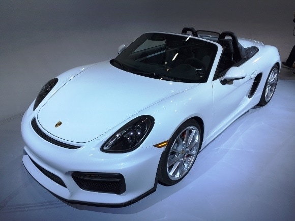 2016-porsche-cayman-gt4-4-600-001