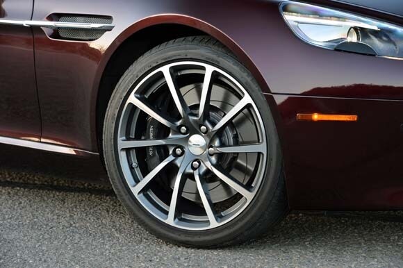22-2015-aston-martin-rapide-s-600-001