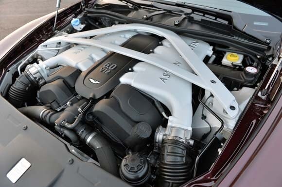 34-2015-aston-martin-rapide-s-600-001