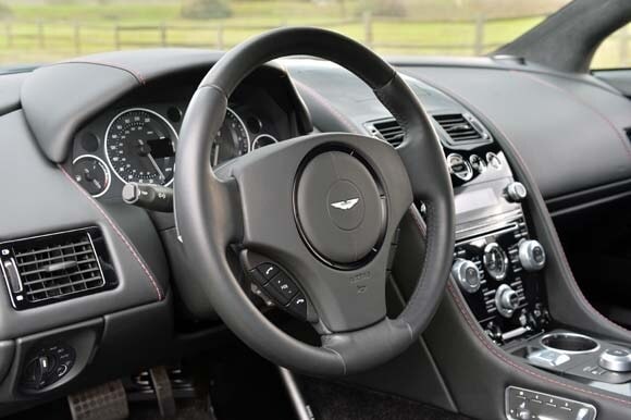 39-2015-aston-martin-rapide-s-600-001