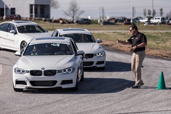 bmw-teen-driving-school-07-600-001