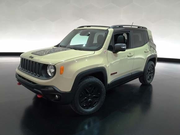 jeep-renegade-desert-hawk-600-001