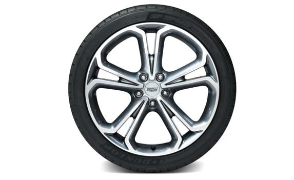 2016-cadillac-elr-wheel-tire-detail2-600-001