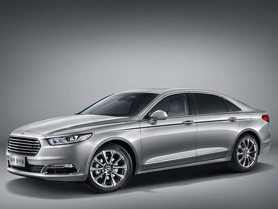 2016-ford-taurus-china-front-static1-600-001