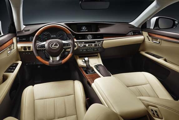 2016-lexus-es-300h-interior-front1-shanghai-600-001