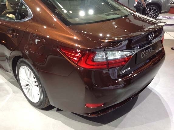 2016-lexus-es-shanghai-1-600-001