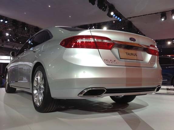 ford-taurus-shanghai-1-600-001