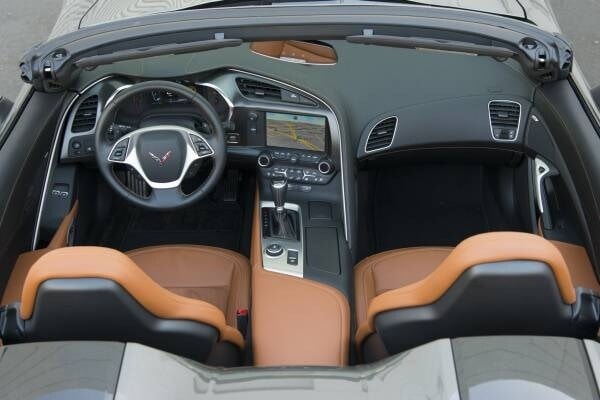 kelley-blue-book-best-buy-2015-chevrolet-corvette-29-600-001