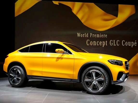 mercedes-benz-concept-glc-coupe-front-side-static-lead-600-001