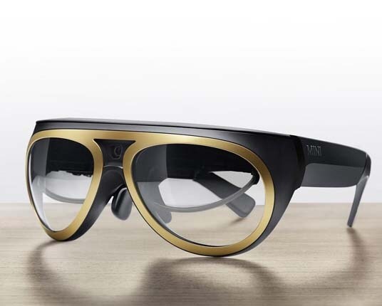 mini-augmented-vision-concept-glasses1-600-001
