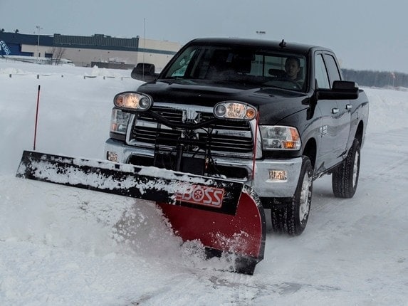 2015-ram-2500-snow-plow-2-573-600-001