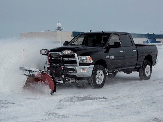 2015-ram-2500-snow-plow-3-573-600-001
