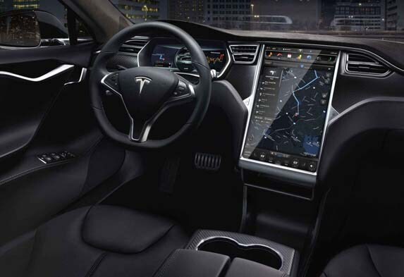 2015-tesla-model-s-interior-front-dash1-600-001