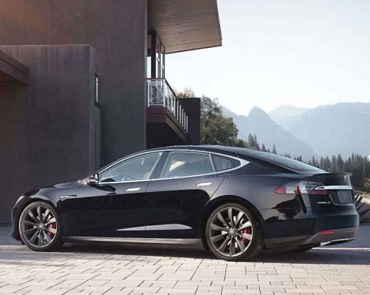 2015-tesla-model-s-rear-static-600-001