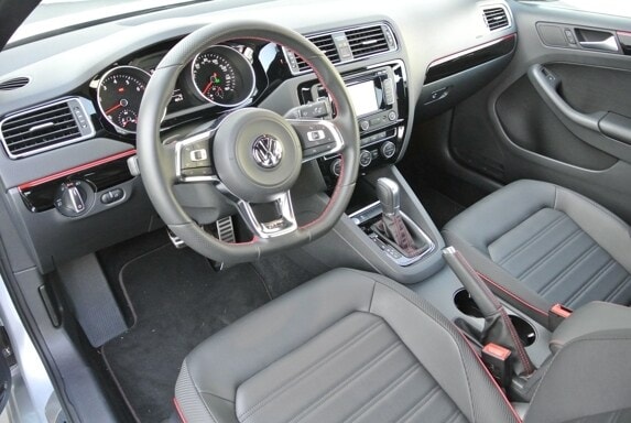 2015-vw-jetta-gli-qt-13-600-001