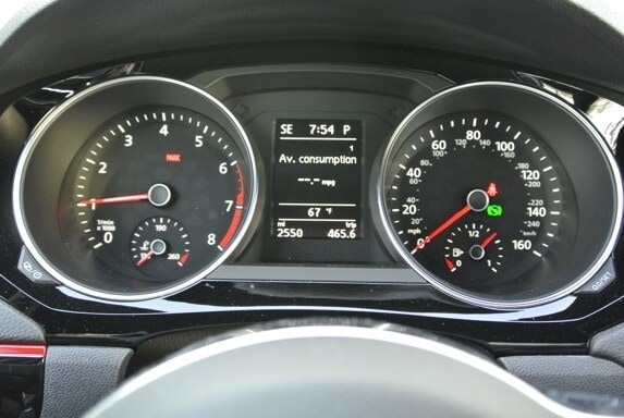 2015-vw-jetta-gli-qt-15-600-001