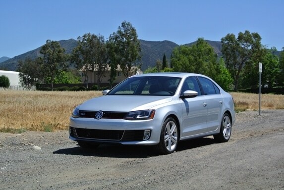 2015-vw-jetta-gli-qt-2-600-001