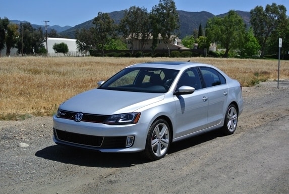 2015-vw-jetta-gli-qt-6-600-001