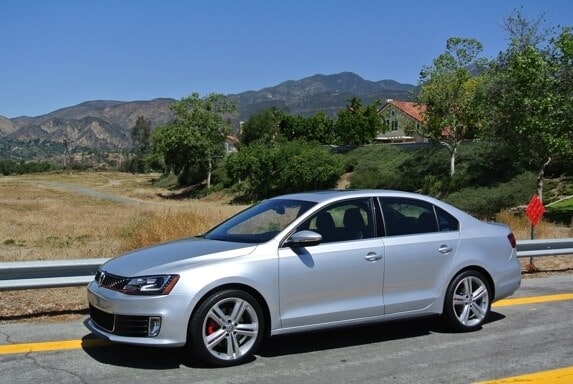 2015-vw-jetta-gli-qt-9-600-001