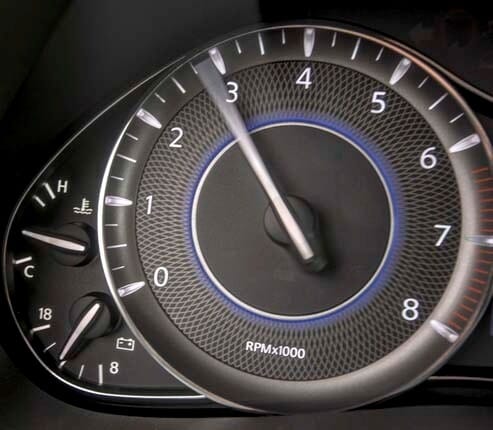 2015_infiniti_qx80_25-600-001