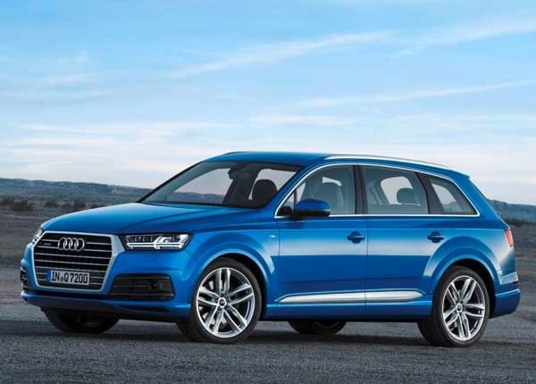 2016-audi-q7-front-static6-600-001