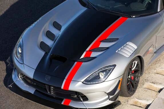 2016-dodge-viper-acr-unveiled-16-600-001