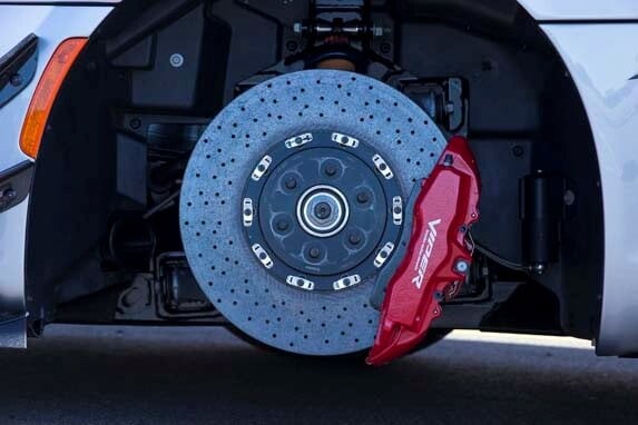 2016-dodge-viper-acr-unveiled-24-600-001