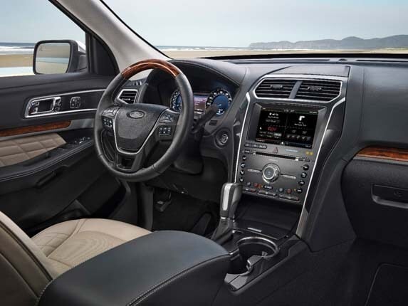2016-ford-explorer-sport-and-limited-13-600-001