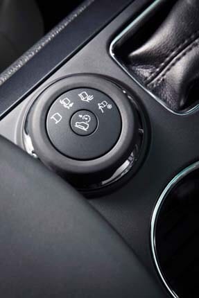 2016-ford-explorer-sport-and-limited-16-600-001