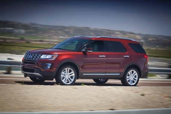 2016-ford-explorer-sport-and-limited-25-600-001