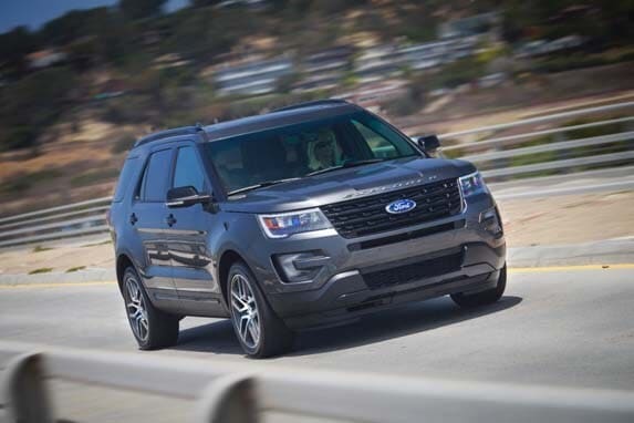 2016-ford-explorer-sport-and-limited-26-600-001