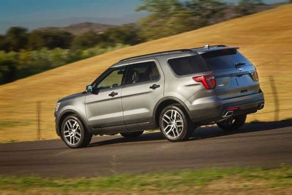 2016-ford-explorer-sport-and-limited-3-600-001