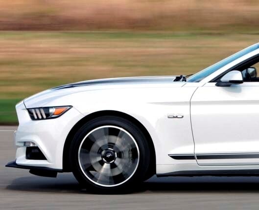 2016-ford-mustang-california-special-front-quarter-action-600-001