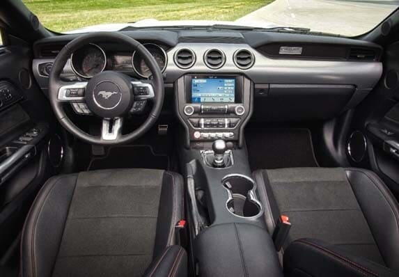 2016-ford-mustang-california-special-interior-front-600-001
