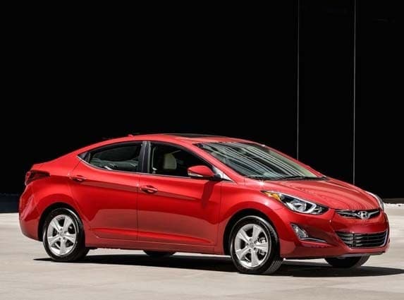 2016-hyundai-elantra-value-edition-sedan-front-side-static1-lead-600-001
